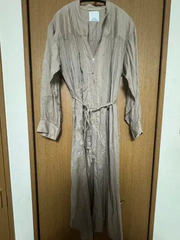 GENE HEAVENS 셔츠 원피스 롱 기장 베이지 V넥