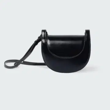 무신사 스탠다드 우먼 여성 하프문 크로스백