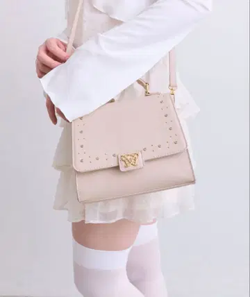 OLIVE des OLIVE 에멜리 스터드 부착 켈리 백