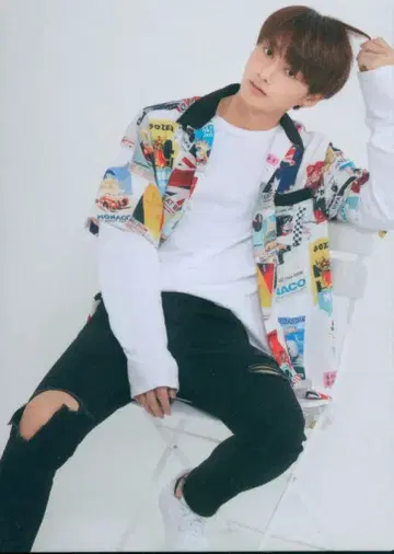 세븐틴 준 2018 아이디얼 컷 인 재팬 51