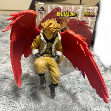 히로아카 제일복권 HERO VS VILLAINS 호크스 피규어 E상