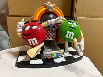 M&M's 댄스 피규어 주크박스