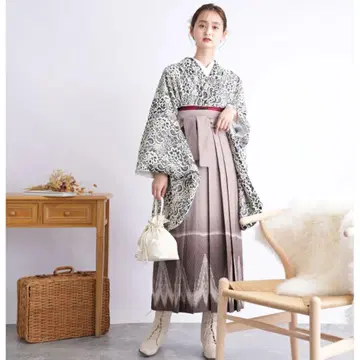 [중고] utatane 기모노와 하카마 2점 세트 (USED)
