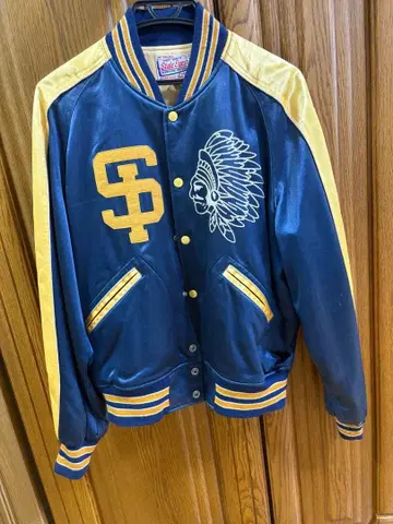 스타일 아이즈 스카잔 바시티 자켓