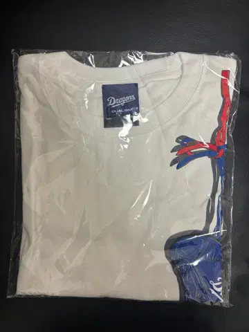 주니치 드래곤즈와 DUALISM의 콜라보 T셔츠