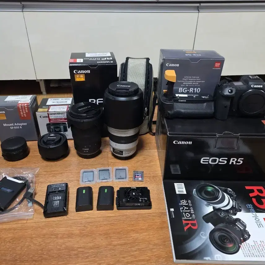 [직거래만] 캐논 EOS R5 바디, 렌즈, 메모리, 삼각대 등 풀세트