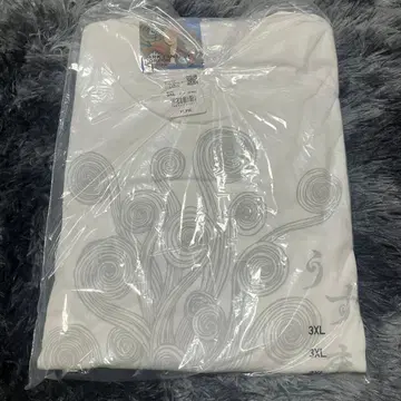 유니클로 우즈마키 이토 준지 T셔츠 3XL