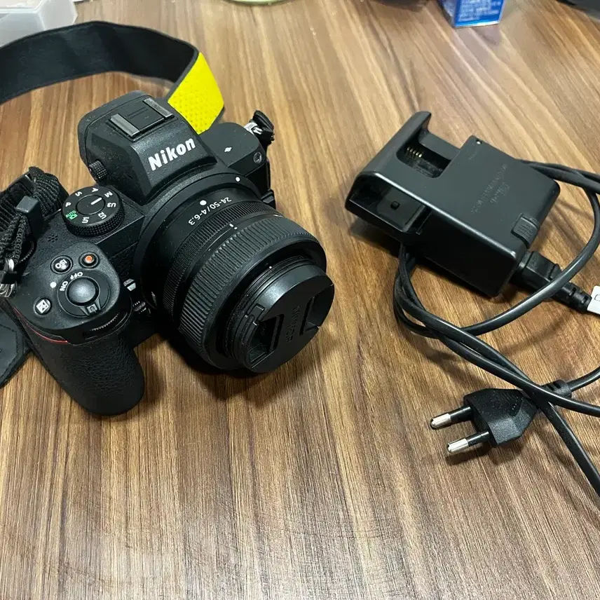 니콘 z5 미러리스 카메라