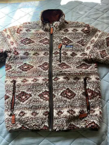 Patagonia 불스아이 Classic Retro-X 가디건