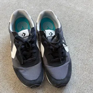 CONVERSE OMEGA TRAINER 카리나 착용