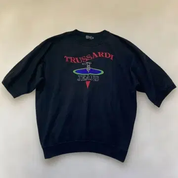 TRUSSARDI JEANS 블랙 티셔츠 48 자수
