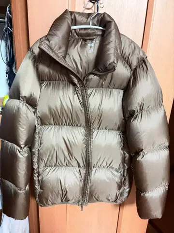 ULTRA LIGHT DOWN 브라운 다운 자켓