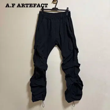 A.F ARTEFACT TUCK VOLUME BAGGY PANTS