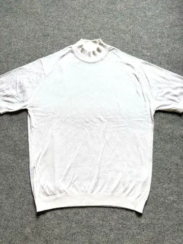 [새상품급] JOHN SMEDLEY 존스메들리 모크넥 니트 M