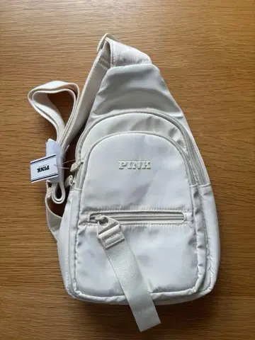 PINK (빅토리아 시크릿) 바디백