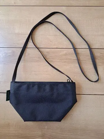 에르베샤 펠리에 숄더백 xs 느와르