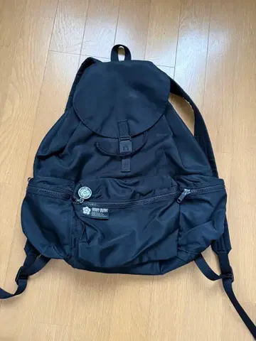 마리콴트 백팩 블랙 나일론