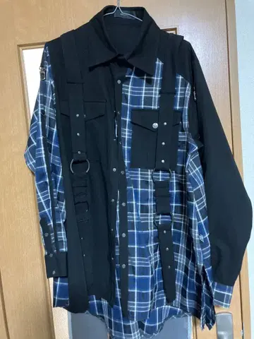 Ozz Conte 블루 체크 디자인 롱 셔츠 지뢰계 V계