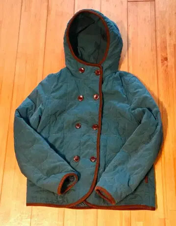 터콰이즈 후드 부착 퀼팅 자켓