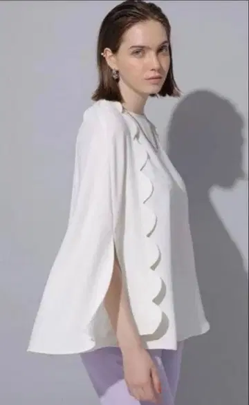 CADUNE 스칼라 케이프 블라우스 카와카미 모모코 콜라보 화이트 38