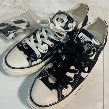 CONVERSE 하트 무늬 스니커즈 23.5cm 끈 포함