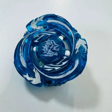 메테오 엘드라고 LW105LF 어솔트 Ver. 메탈 파이트 베이블레이드