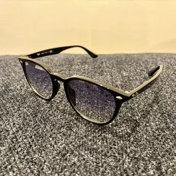 레이밴 Ray-Ban RB4259-F 601/19 37