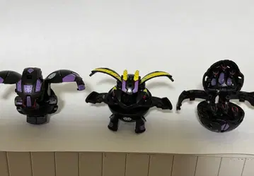 바쿠간 피규어 3개 세트