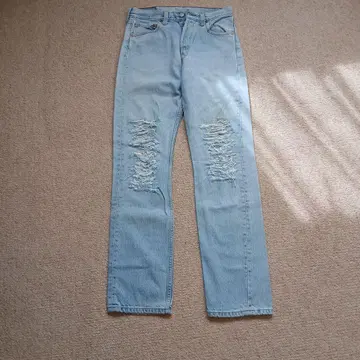 Levi's 리바이스 빈티지 데미지 가공 스트레이트 데님