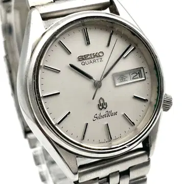 [가동] SEIKO 8229-7030 실버 웨이브 손목시계 데이데이트