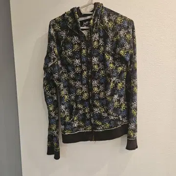 나비 패턴 후드 부착 집업 후드티