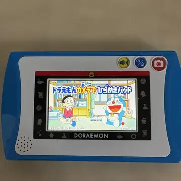 도라에몽 카메라로 번뜩이는 패드
