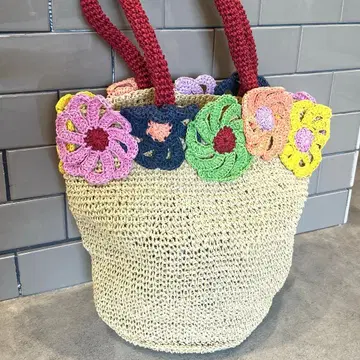 새상품급 츠모리치사토 플라워 모티브 카고백 원형 토트백 라피아