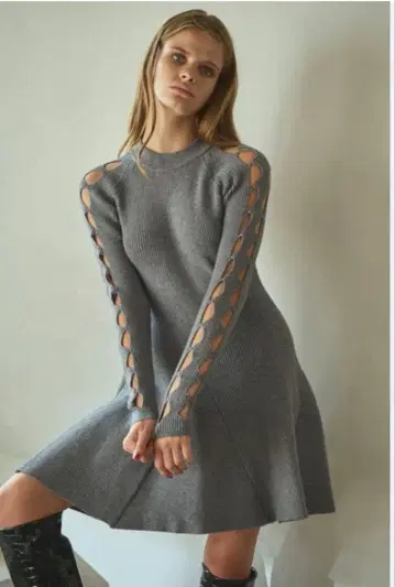 에스테라케이 미니 플레어 리브 니트 드레스 그레이 프리 사이즈