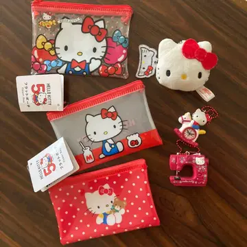 헬로키티 50주년 플랫 파우치 키링 추억 아이템 가챠