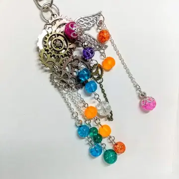 깃털 기어 백참 컬러풀 비즈 실버 멀티 컬러