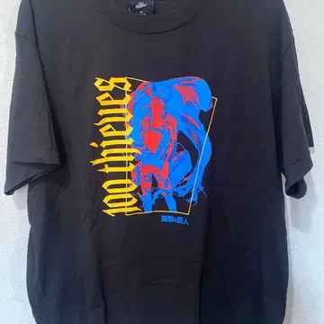 100 THIEVES 진격의 거인 T셔츠