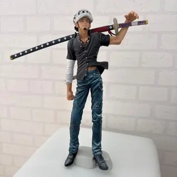 제일복권 원피스 트라팔가 로우 피규어