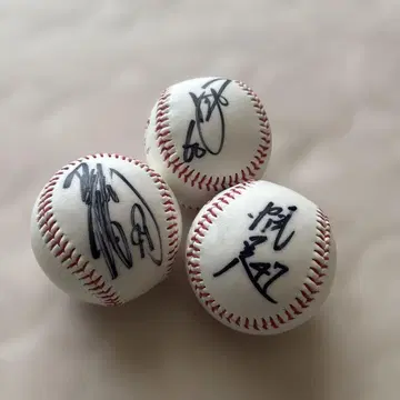사이타마 세이부 라이온즈! 사인 포함 야구공! 3개 세트