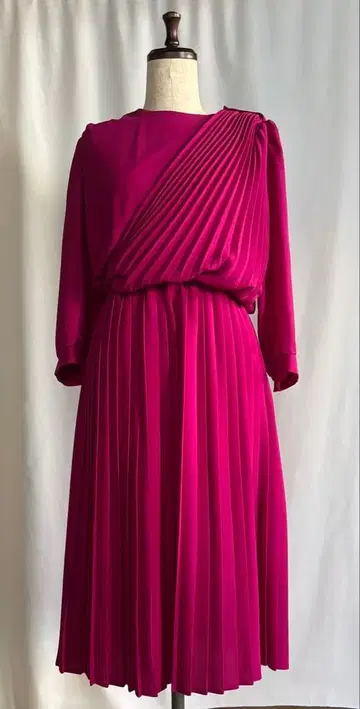 해외 구매 마젠타 핑크 플리츠 원피스 7부 소매