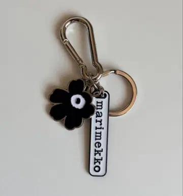 마리메꼬 꽃 모티브 키링