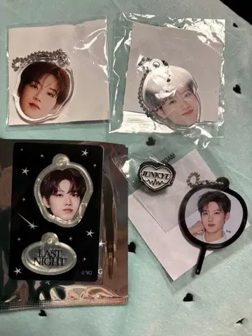 TREASURE 준규 얼굴 아크릴 키링 핀 배지