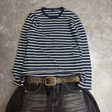 UNIQLO 유니클로 보더 롱 T y2k 그런지 아메카지 구제 의류