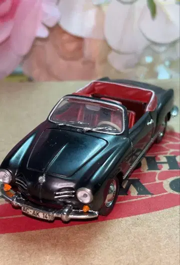 미니챔프스 (Minichamps제 폭스바겐 카르만 기어 1200