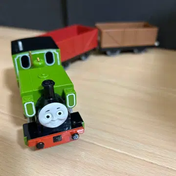 프라레일 루크 토마스 시리즈