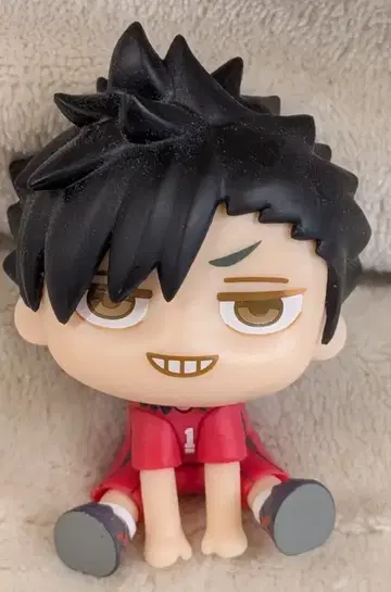 세가 큐룽하게 쳐다보는 포즈 미니 피규어 코즈메 쿠로오 쿠로오 테츠로