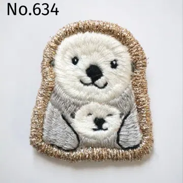 [ No.634 ] 모자 랏코 자수 브로치