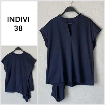 [새상품급] INDIVI 비대칭 포인트 프릴 스키퍼 블라우스 네이비