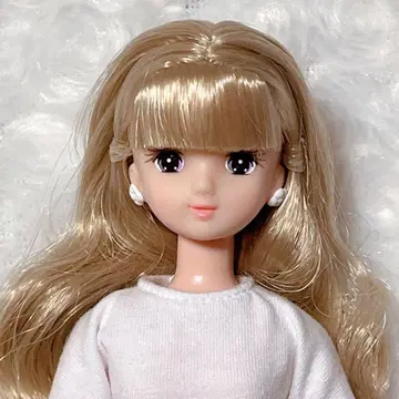 리카짱 캐슬 2022년 S월간 인형 컬렉션 8월 이즈미짱