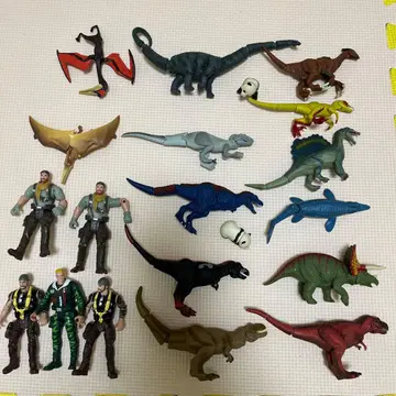 타카라토미 [ 아니아 쥬라기 월드 ] 시리즈의 피규어